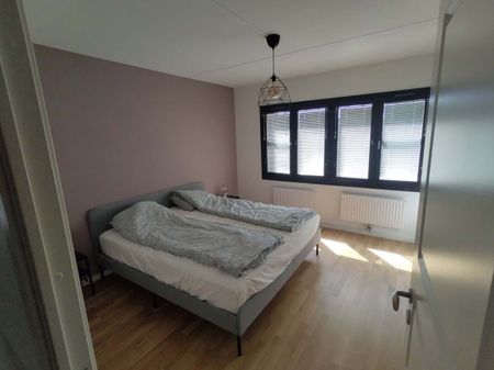 Helsingörsgatan, Kista - Photo 4