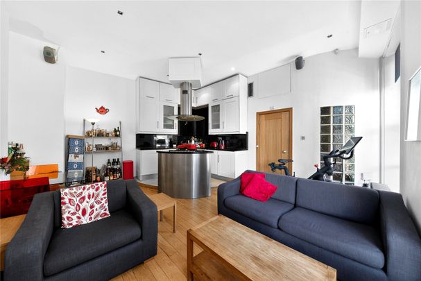 Borough High Street, London, SE1 1XU - Photo 1