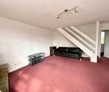 Link Way, Denham Green, UB9 - Photo 1