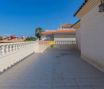 DETACHED VILLA FOR RENT, 6 BEDROOMS AND 3 BATHROOMS IN LA MANGA - M... - Photo 6