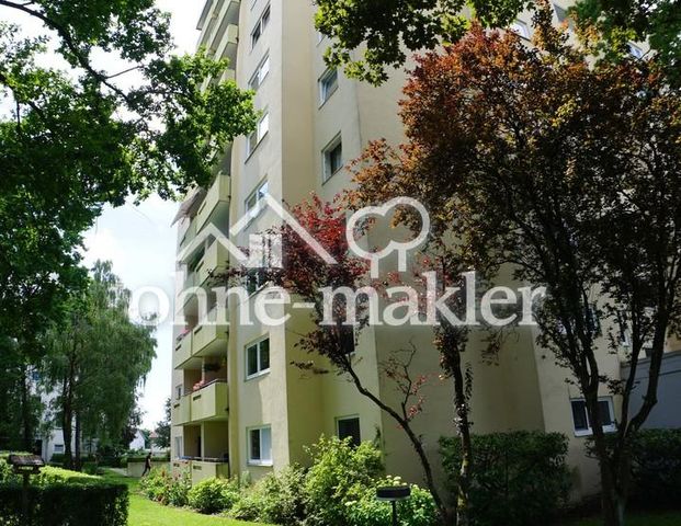 4er WG in einer 4 1/2 Zimmer Wohnung im 6. Stock - Photo 1