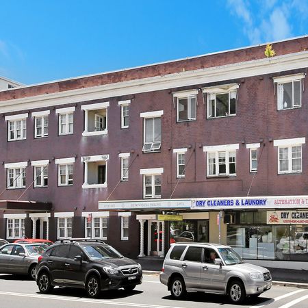 ART DECO ONE BEDROOM APARTMENT! - Photo 4