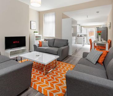 5 bedroom terraced house to rent - Photo 2