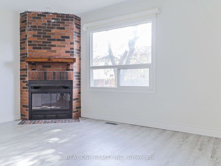 For Lease - 51 Cornwall Drive, Ajax, Ontario - Photo 2