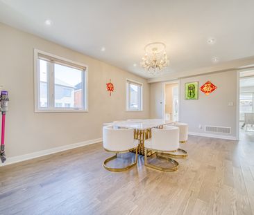 For Lease - 7 Proud Court, Aurora, Ontario - Photo 2