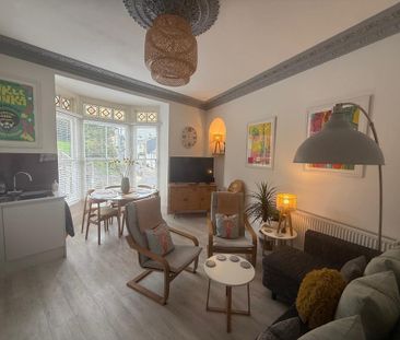 2 bedroom apartment to rent - Photo 3