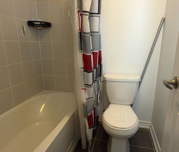 For Lease - 68 Dowling Road, New Tecumseth, Ontario - Photo 1