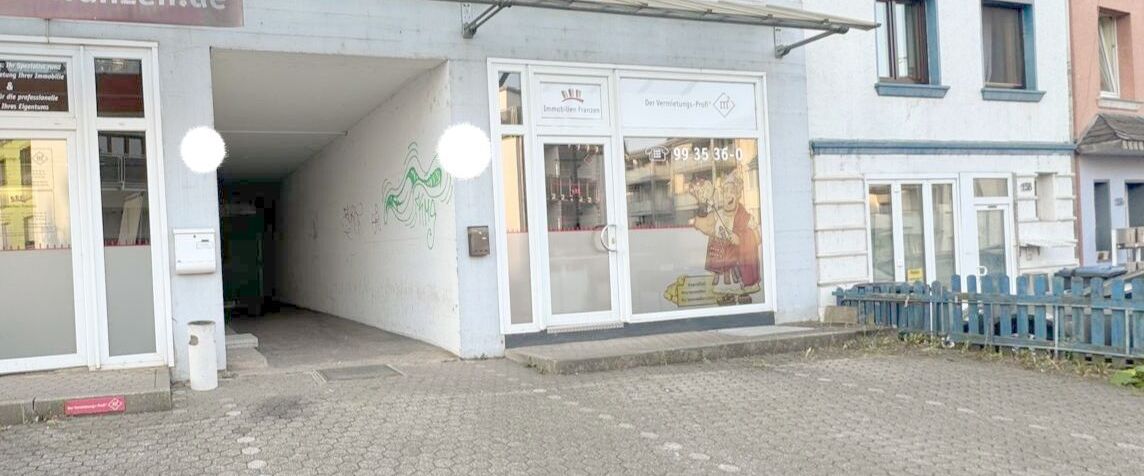 Helle Wohnung auf zwei Ebenen mit eigenem Keller und Außenstellplatz - Foto 1