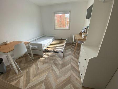 Location Appartement 1 pièce 18m² VALENCIENNES 59300 - Photo 2