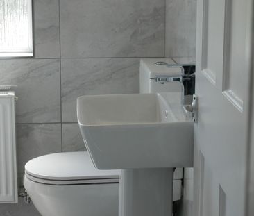 2 bed mid-terraced house to rent in St. Johns Street, Kenilworth, CV8 - Photo 5