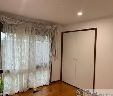 6 Nyora Close, Endeavour Hills - Photo 5