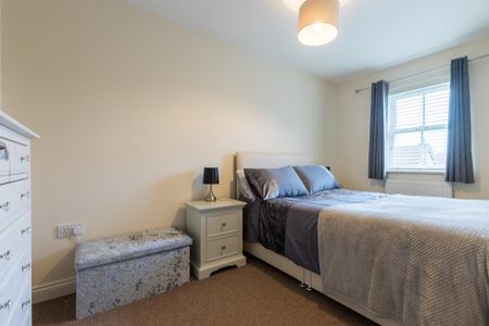 3 bedroom terraced house to rent - Photo 4