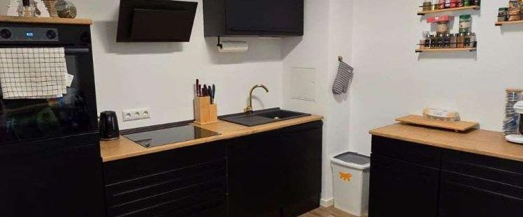 WILLKOMMEN ZUHAUSE // 3-Raum-Wohnung mit modernem Wohnkonzept & PKW-Stellplatz - Foto 1