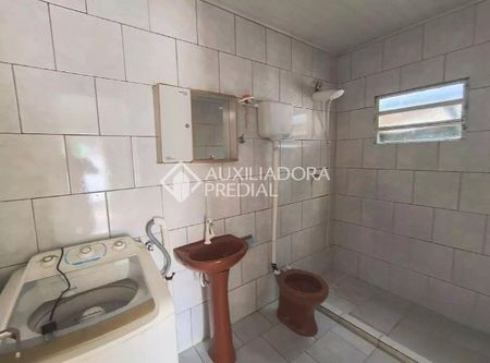 Casa com 2 quartos e 60m² para alugar em Medianeira, Porto Alegre. - Photo 3