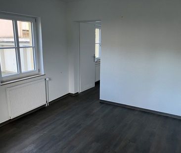 Umzug gefällig? 3,5-Zimmer-Wohnung mit Balkon in guter Stadtlage - Foto 4