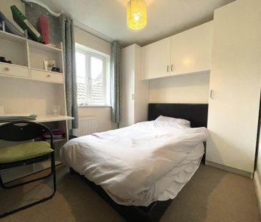 Alicante Way, Norwich - Photo 3