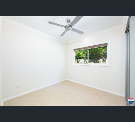 12A CARNATION AVENUE, Claremont Meadows, NSW 2747 - Photo 4