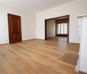 KORTE TERMIJN (MAX. 1 JAAR) - Gezinswoning met 4 slaapkamers en garage - Photo 6