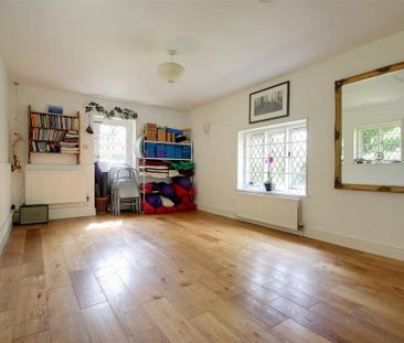 2 bedroom detached house to rent - Photo 3