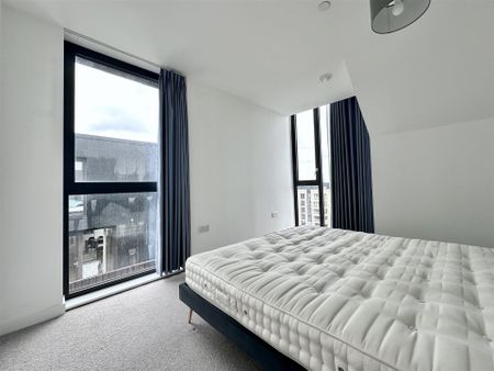 Forrester Way, London - Photo 4