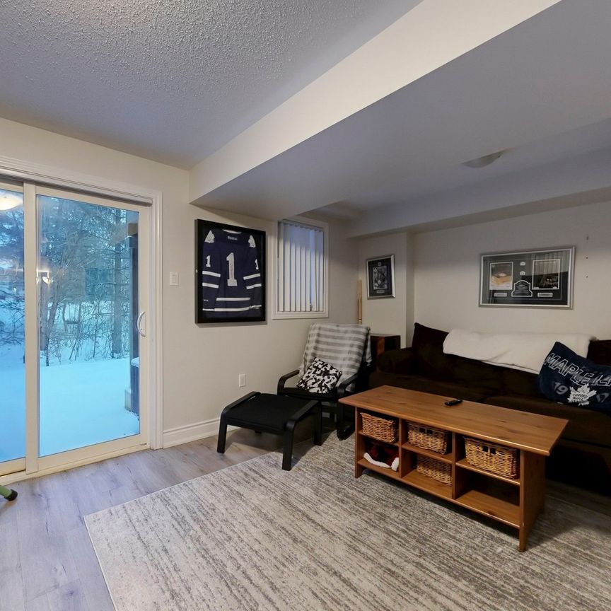 For Lease - 778 Harry Syratt Avenue, Newmarket, Ontario - Photo 1