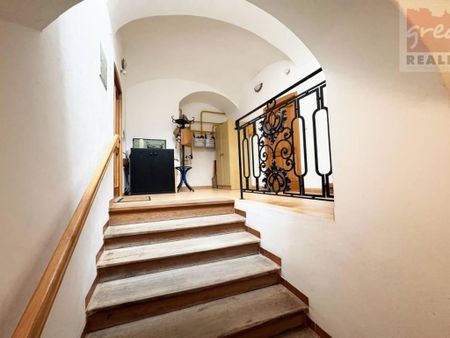 Pronájem bytu 2+kk 70 m2 - Fotografie 4