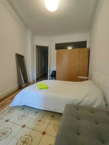 Carrer de València, Barcelona, Catalonia 08009 - Photo 4