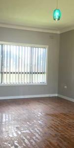 32B Henry Lawson Drive, Peakhurst NSW 2210 - House For Rent | Domain - Photo 4