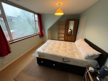 2 Bed Semi-Detached House, Sunnyside Avenue, AB24 - Photo 2