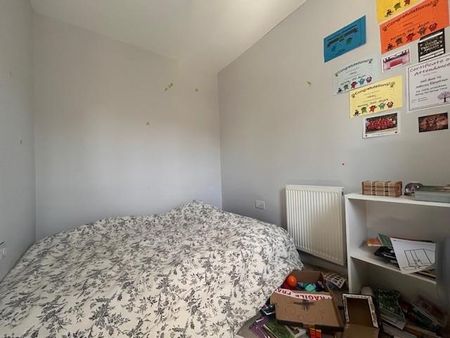 3 bedroom mews to rent - Photo 2