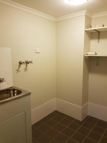 4/12 Denison Street - Photo 2