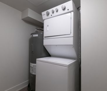 Condo for rent, Mont-Royal - Photo 1