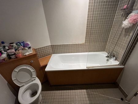 Room in a Shared Flat, Lawrence House, EC1V - Photo 5