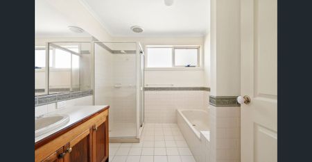 Where Location, Comfort and Lifestyle Align - Photo 4