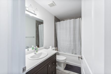 For Lease - 81 Callwood Way, Brantford, Ontario - Photo 3