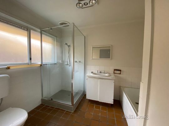 2/17 Barkly Street, Brunswick East - Photo 1