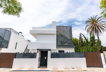 5 bedroom luxury Villa for rent in San Pedro de Alcántara, Spain