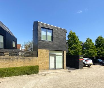 4 bedroom detached house to rent - Photo 3