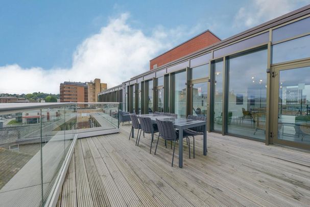 Studio to rent - Photo 1