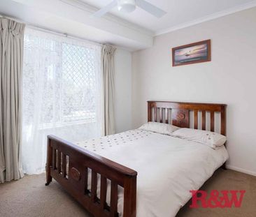 PRICE REDUCTION: Spacious Private Family Home - Photo 6