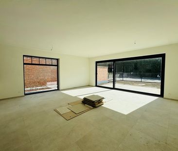 Nieuwbouwappartement op het gelijkvloers met tuin - Photo 2