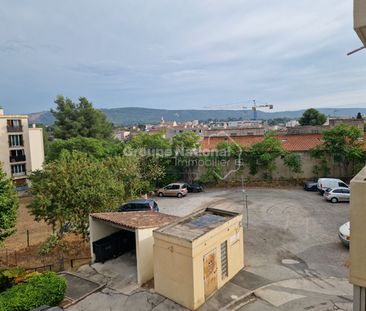 A Louer Aubagne Appartement de type 3, - Photo 6