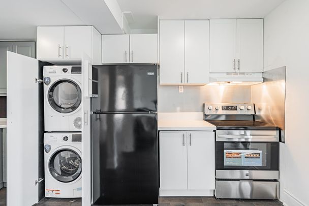 For Lease - 82 Ellington Drive Unit# Upper, Toronto, Ontario - Photo 1