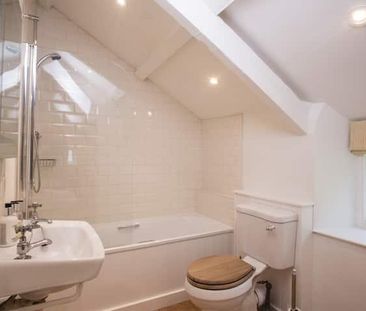 2 bedroom terraced house to rent - Photo 3