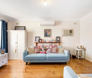 Cute and Cosy 3 Bedroom Home - Photo 2