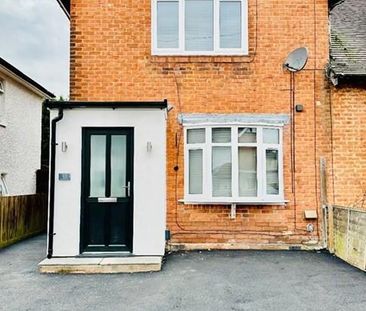 2 bedroom semi-detached house to rent - Photo 4