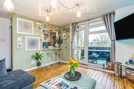 1 bedroom apartment to rent Gilpin Close, SO19 - Photo 3