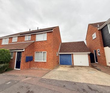 3 bedroom semi-detached house to rent - Photo 6