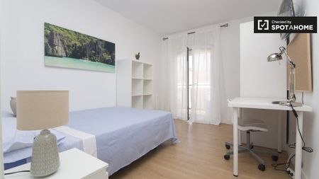 madrid, Community of Madrid 28025 - Photo 2