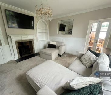 4 bedroom detached house to rent - Photo 1